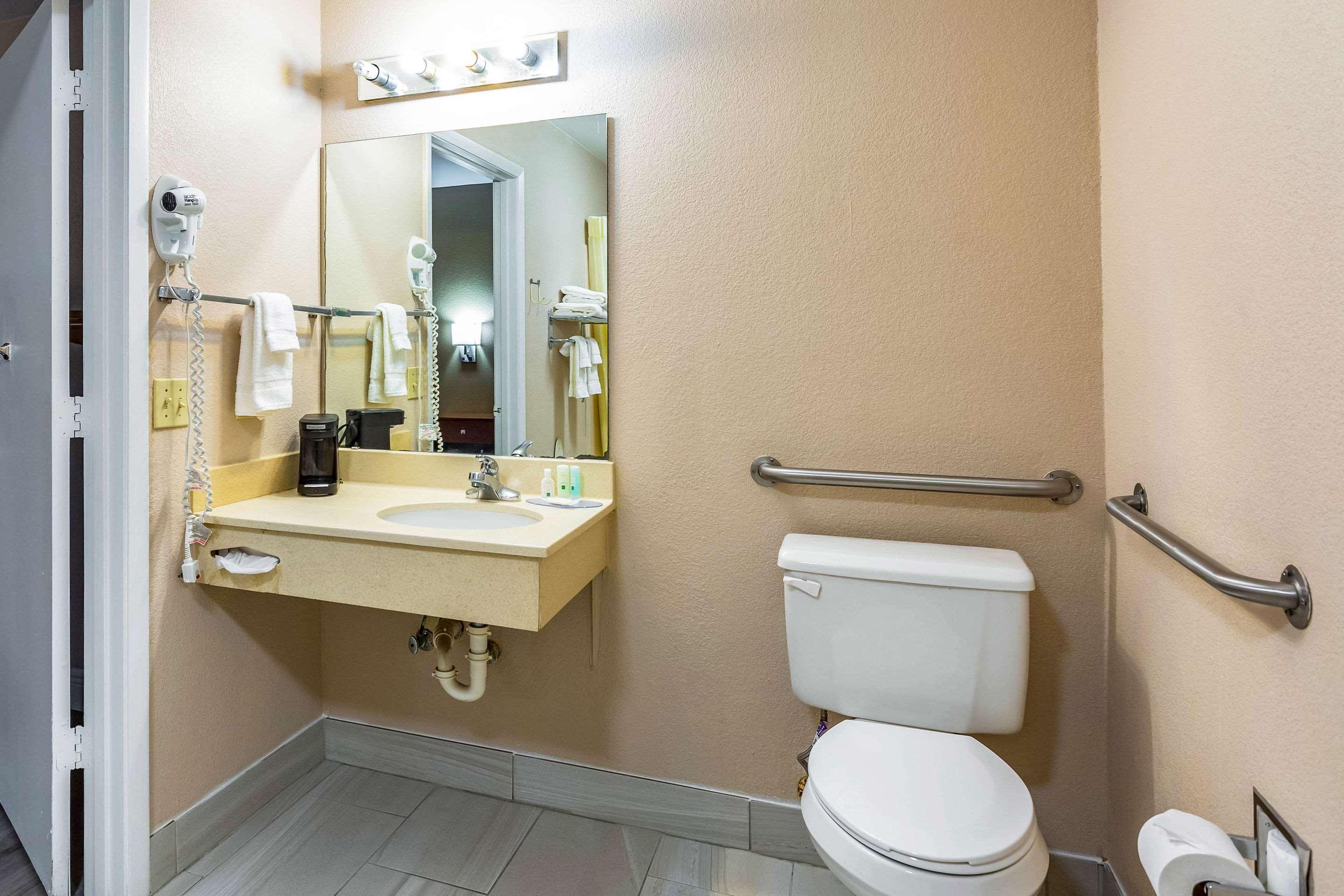Quality Inn Quincy - Tallahassee West Kültér fotó