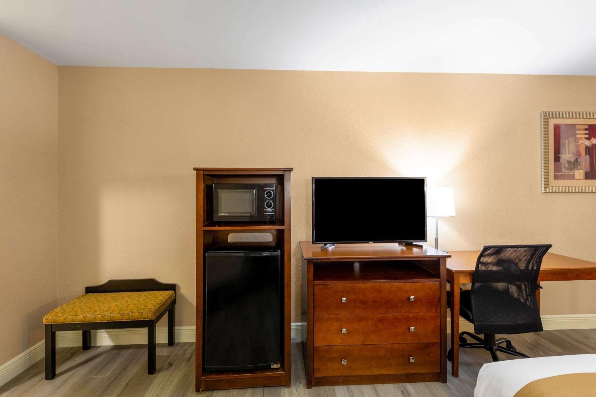 Quality Inn Quincy - Tallahassee West Kültér fotó